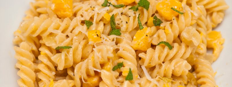 Pasta with pumpkin and cheese